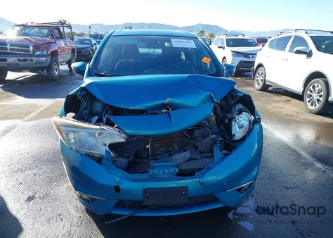 2015 Nissan Versa Note Sr из США, поврежденный, VIN 3N1CE2CP6FL439687